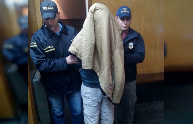 Se entregó uno de los prófugos por el crimen de la profesora de tango.