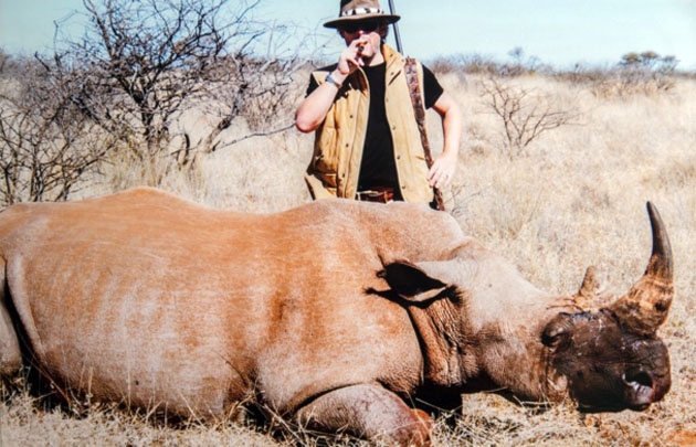 Polémicas fotos de Vannucci y Garfunkel cazando animales.