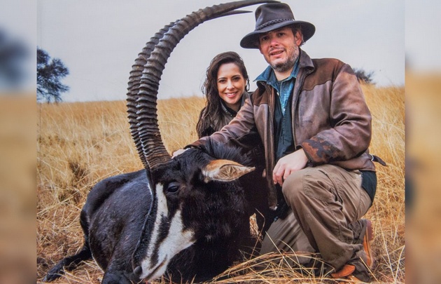 Polémicas fotos de Vannucci y Garfunkel cazando animales.