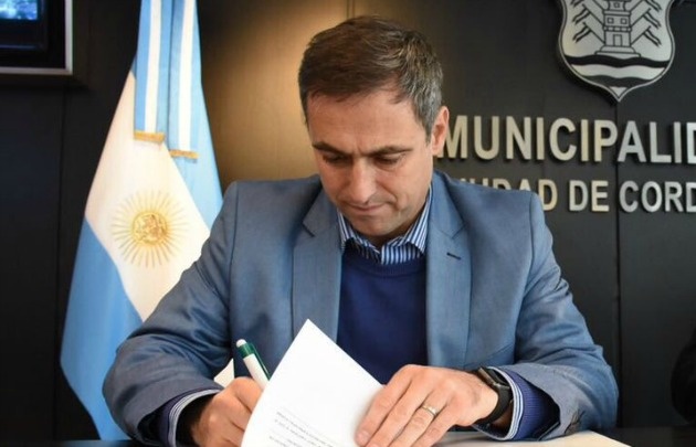 Mestre llamó a licitación de obras públicas.