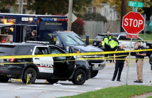 Tiroteo en un colegio electoral de California.