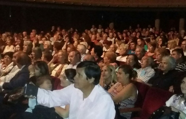 Muy buen marco de público en el Teatro Real.