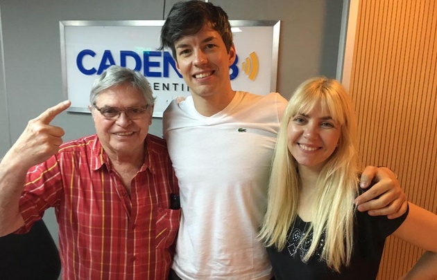 Pedro Lambertini visitó los estudios de Cadena 3.