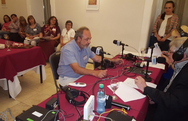 Rony premió a los 10 ganadores de Aquellos que Aman.