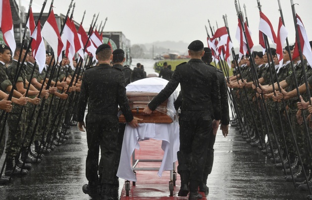 Arribaron a Chapecó los restos de las víctimas de la tragedia aérea.