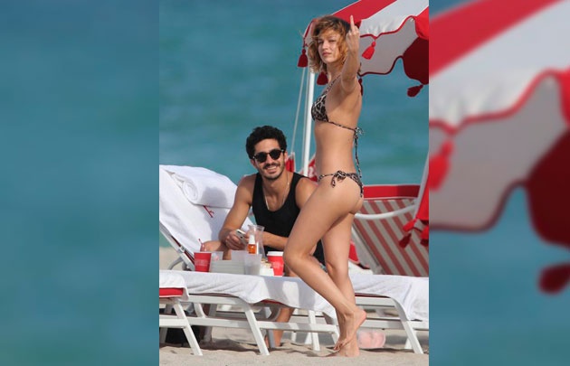 Úrsula y el Chino descansando en Miami.