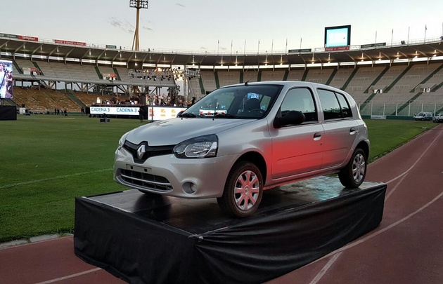 Juntos celebra los 32 años con una mega fiesta.