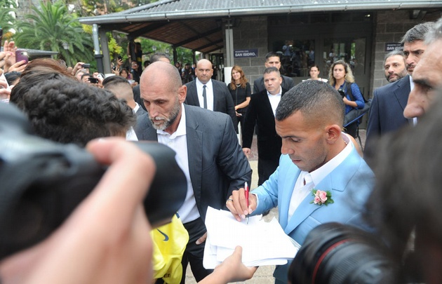 Carlos Tevez y Vanesa Mansilla dieron el sí.