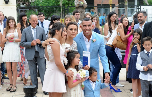 Carlos Tevez y Vanesa Mansilla dieron el sí.