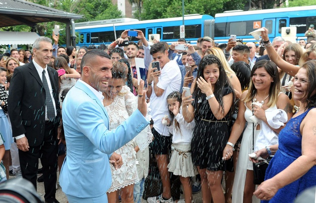Carlos Tevez y Vanesa Mansilla dieron el sí.