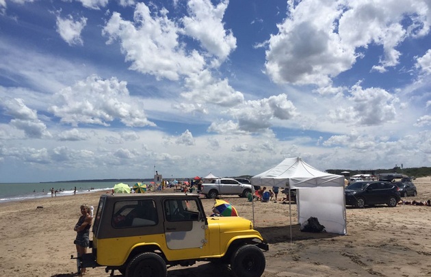 Juan Pablo Viola visitó las playas 4x4 de Mar del Plata.