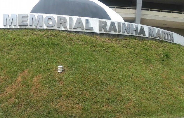 Memorial dedicado a Marta, considerada 5 veces la mejor futbolista del mundo.