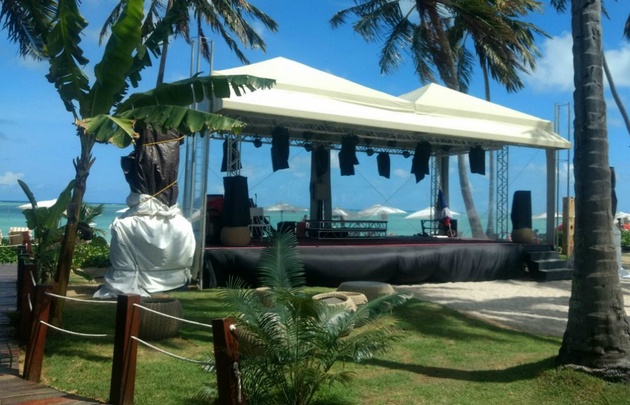 El hotel impacta a los turistas.