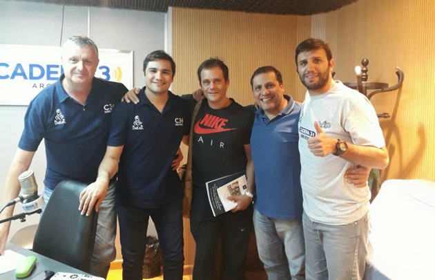 El equipo de Cadena 3 en la última gala del Dakar 2017