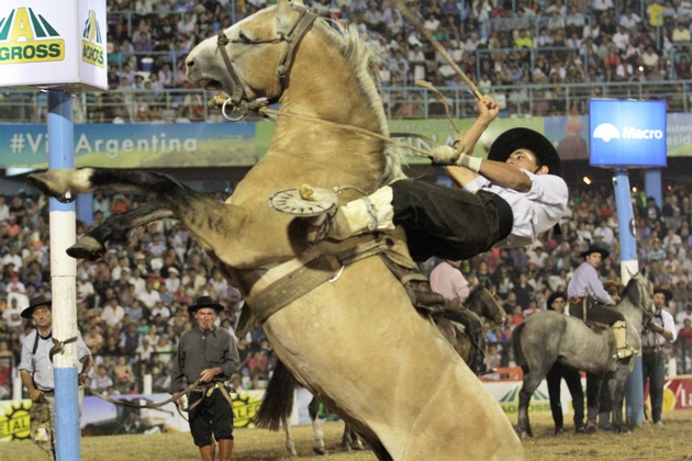 Destrezas criollas en Jesús María.