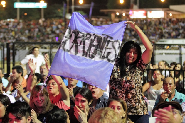 Público de todo el país.