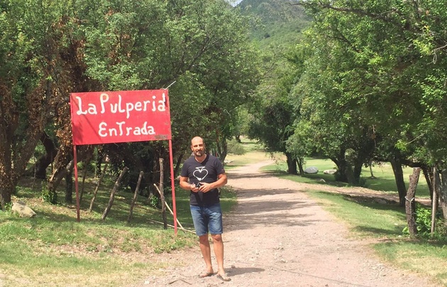 En la antigua pulpería fue convertida en restorán y se realizan shows.