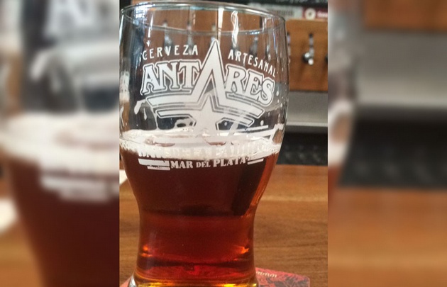 Cervecería artesanal Antares, la más grande de "La Feliz".