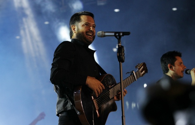 Jorge y sus hermanos presentaron una mezcla musical ecléctica