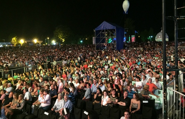 12 mil personas asistieron al festival en la ciudad de Corrientes