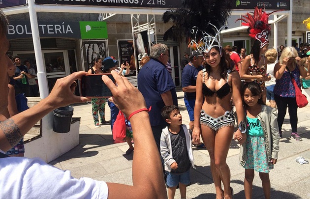 El Carnaval ya se vive en la Rambla de Mar del Plata.