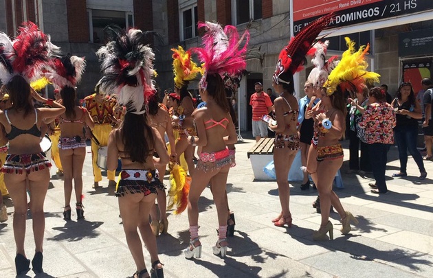 El Carnaval ya se vive en la Rambla de Mar del Plata.