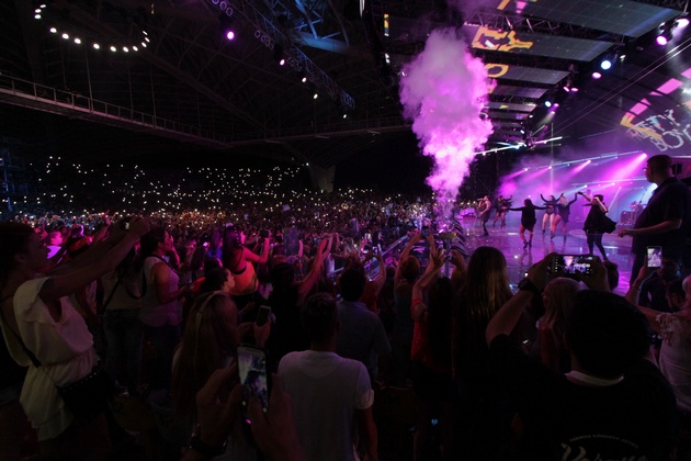 Maluma abrió el Festival Internacional de Villa María.