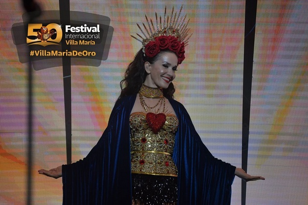 Natalia Oreiro en el inicio de su presentación. (Foto: Organización del festival) 