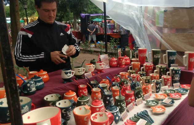 Feria de las artesanías en Villa Las Rosas, Traslasierra.