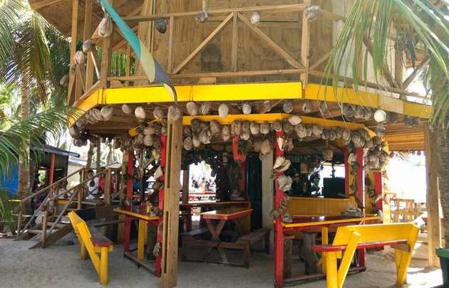 Yeny Ortega llegó a Johnny Cay, un islote ubicado a kilómetro y medio de San Andrés