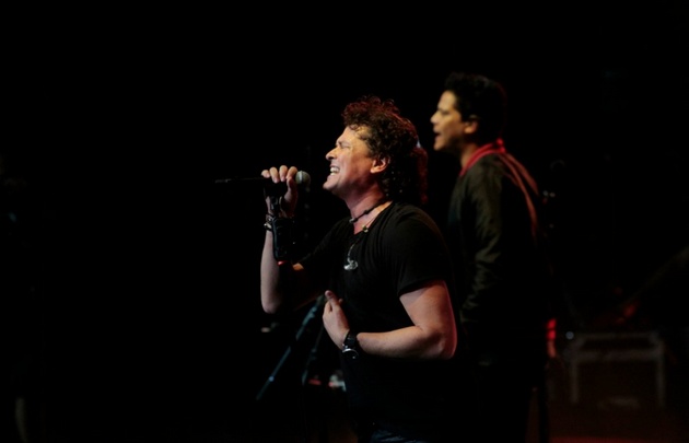 Carlos Vives, el rey del vallenato, puso a bailar al público.