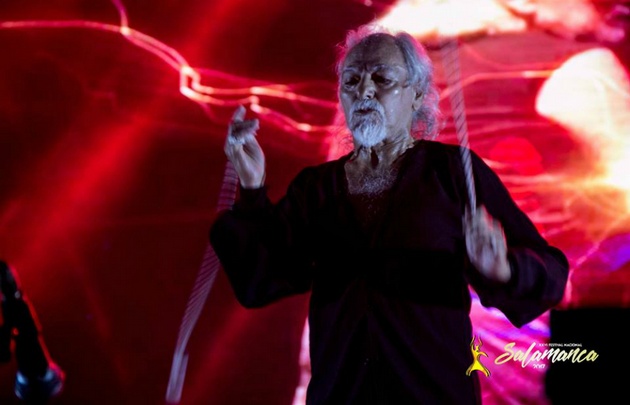 Juan Saavedra hipnotizó al público con su danza