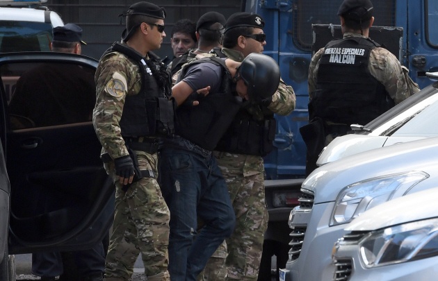 Así trasladaron a Diego Loscalzo a Tribunales de Morón.