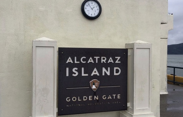 Agustina Vivanco recorrió la ex cárcel de Alcatraz en San Francisco.