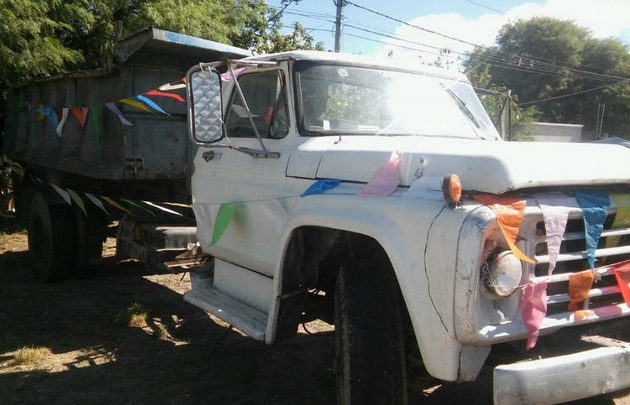 El camión de Germán inspiró el hit de Galleguillo.