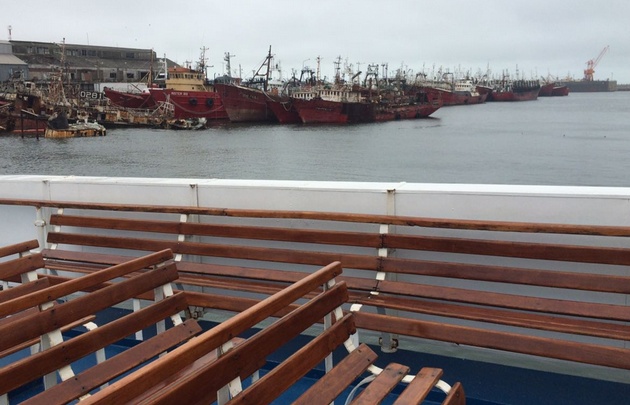 Micaela Rodríguez dio un paseo en catamarán en Mar del Plata.