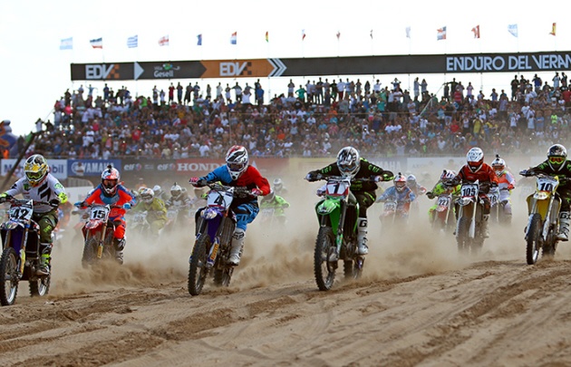 Más de 100 mil personas en la Costa por el Enduro del Verano.
