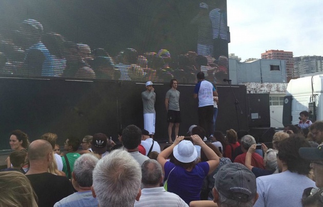 Los clavadistas convocaron a una multitud en Mar del Plata.