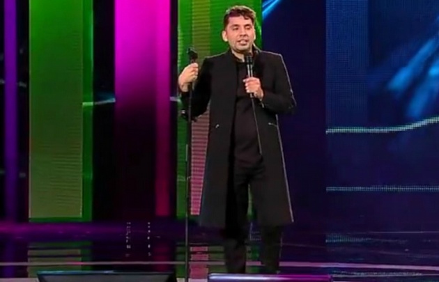 El humor de la velada estuvo a cargo de Fabrizio Copano.