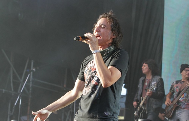 Los Guarros, con Javier Calamaro.