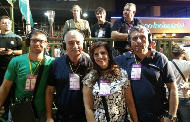El equipo de Cadena 3: Facu Dimaría, Luis Yunes, Laura Carbonari y Luis Omar Castro.