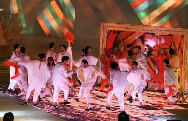 El primer cuadro de la velada homenajeó a San martín en su Cruce a los Andes (Foto: Mdz online).