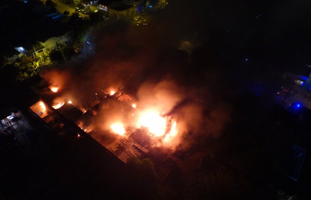 Imágenes aéreas del incendio (Foto: Pablo Funes @dronmardelplata)