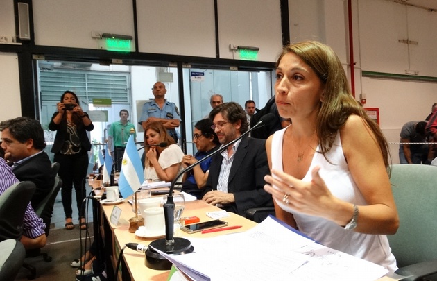 Victoria Flores, concejal de Fuerza de la Gente.