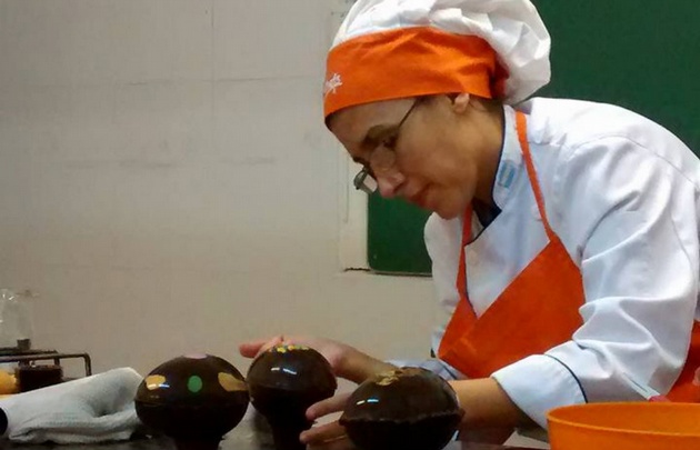 Luciana Maniaci explicó cómo preparar huevos de Pascua caseros.