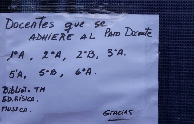 Adhesión al paro en la escuela presidente Roca de Tribunales.