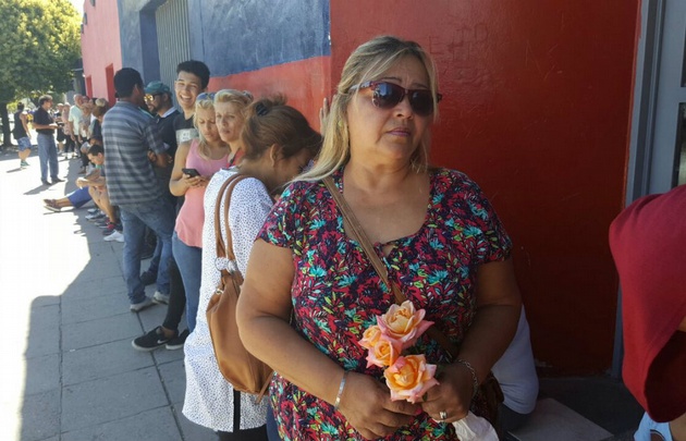 Los seguidores de Sebastián lo despiden en Las Palmas.