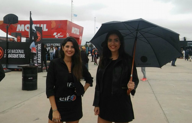 Las promotoras llevaron glamour y belleza al MotoGP.