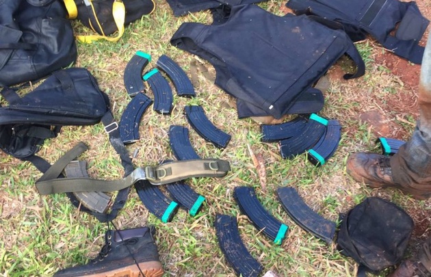 En poder de los detenidos y abatidos, hallaron armamentos pesados y munición gruesa.