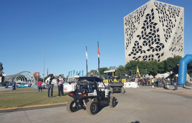 El Panal sintió el rugir de los motores del Rally.